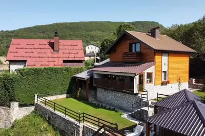 Image de Villa Beti - Lake Views, Mountain Air & Family Comfort