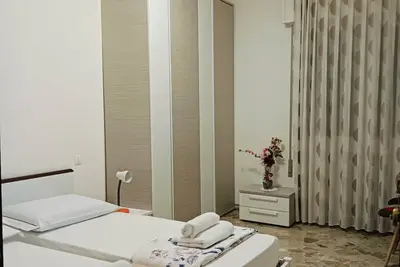 Image de Aaron Guest House perfect for experiencing the city with comfort, style and convenience.
