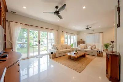 Image de Renovated 3br Beach House, 7-Min Walk to Kamala Beach!