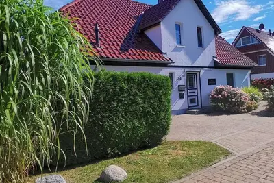 Image de Maison de vacances à Zingst avec piscine