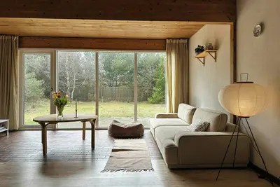Image de Maison des années 70 sur un terrain naturel à Cold Hawaii