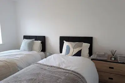 Image de Entire home in Hardingstone Northampton