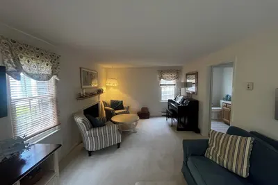 Image de Charming Eastham Retreat, Bay Beach, Ac & Outdoor Shower