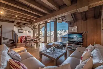 Image de Penthouse Luxe – Ski-in/out, Vue Montagne