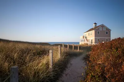 Image de 2 Bedroom Suite, Sleeps 6, The Breakers Resort, Dennis Port!