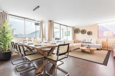 Image de Spacious 4 Bedroom Apartment near Arauco Park