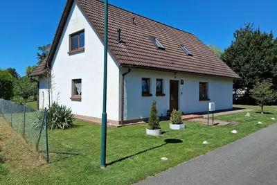 Image de Vacation Rental Near the Baltic Sea with a Garden