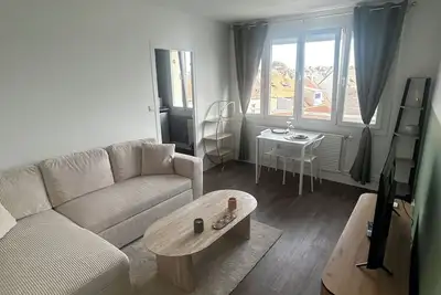 Image de Charmant T2 cosy au cœur de Caen – Parking gratuit