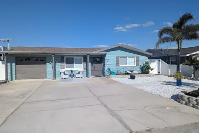 Image de Charming 2-bedroom house in peaceful Hudson.