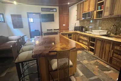 Image de Charming 2-bedroom condo with Ac at the Marina Flamingo few steps from the beach