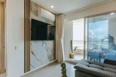 Image de Nouveau loft avec vue sur la mer, plus proche de l'aéroport