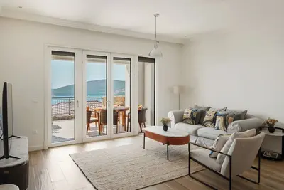 Image de Sea View Apartment in Luštica Bay