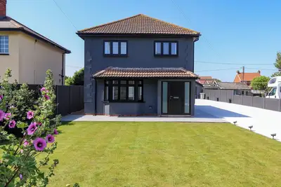Image de 21 Anderby Road, family friendly, with hot tub in Chapel St Leonards