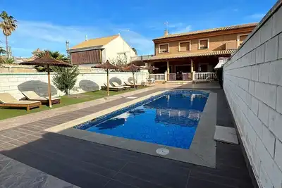 Image de Villa « Marenostrum » avec piscine privée, terrasses partagées et Wi-Fi