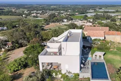Image de Villa avec vue sur la mer et la montagne près de Bastia