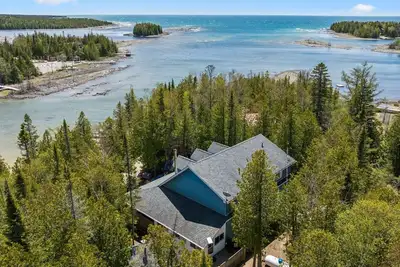 Image de Bradley Harbour Shores | 5-Beds | Hot Tub | Ac | Kayaks