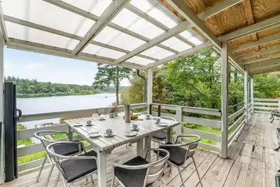 Image de Awesome home in Bryrup with lake view