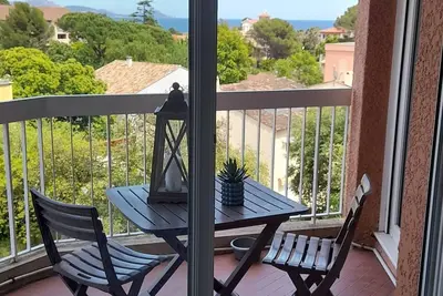 Image de Appartement vue mer, parking privé, 4 min à pied de la plage, Animaux acceptés!