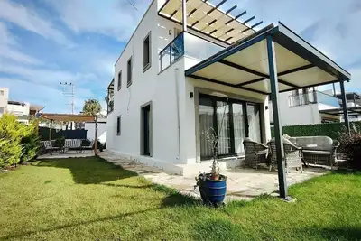 Image de Serene 2-bedroom house with Ac in charming Bodrum Akyarlar balcony sea view