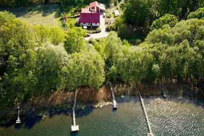 Image de Tuczenko, the house by the lake, apartment for up to 4 people, pure nature, peace and relaxation
