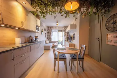 Image de Oliwkowy – Stylish Apartment with a Natural Atmosphere Czestochowa City Break
