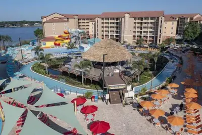 Image de Enjoy Orlando at Westgate Lakes Resort & Spa! Spacious studio sleeps 4 with resort pools, Treasure Cove Water Park, spa, kitchenette & prom location near Disney, Universal, SeaWorld and Orlando attractions.
