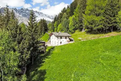 Image de Belle maison de vacances privée pour 4 personnes avec Wifi, Tv et terrasse