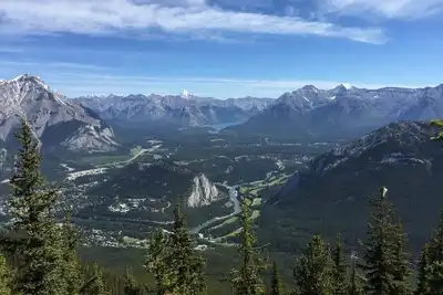 Image de Split Room w/ Balcony in Downtown Banff + Sauna