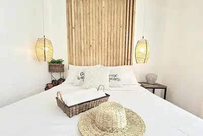 Image de Chic Condo Near Beach | Minutes from Airport | Wi-Fi