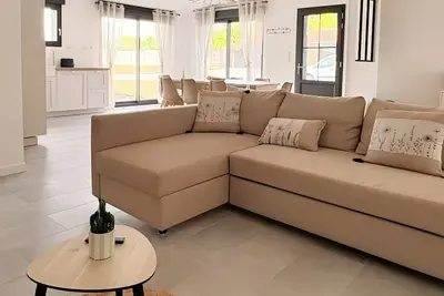 Image de Gîte 'Ô’Violetis' avec terrasse privée, jardin privatif et Wi-Fi