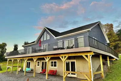Image de Million Dollar Catskill Mountain Sunset Views - 6 Miles from Hudson Warren St.