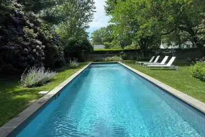 Image de Serene 4-bedroom Craftsman cottage with Pool & Studio on Shelter Island