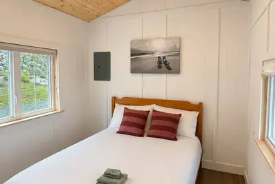 Image de High Tide Hideaway: Tiny Home Retreat 8 min from Lawrencetown Beach