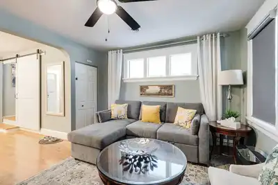 Image de The Urban Cottage 4br Private Family Retreat /Parking/fully fenced