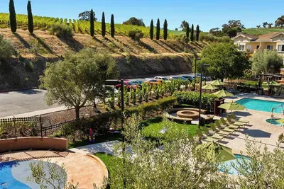 Image de 2 Bedroom Lockoff, Sleeps 8, at Vino Bello Resort, Napa! !