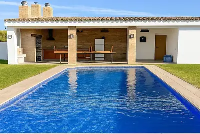 Image de Maison Rurale à Barbate avec Piscine Privée et WiFi Gratuit