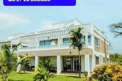 Image de Luxueuse villa de 5 chambres avec piscine privée à Diani, Kenya