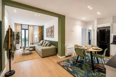 Image de Liv - Upscale Athenian Apartment 1a