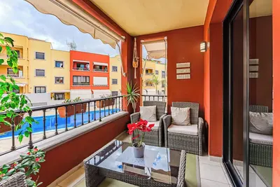 Image de Cozy bright apartment with pool in Adeje, Tenerife.