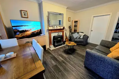 Image de Spacious 3-Bed Edinburgh Stay Near City Centre with Free Parking