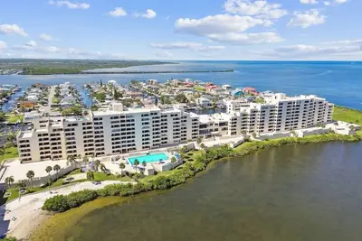 Image de Coastal Condo with Pool, Gym & Gulf Sunsets