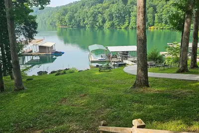 Image de Norris Lake Front Rentals: Cat-Coll Cottage Lovely 2 bedroom w/private dock