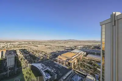 Image de Svs: Ph Floor One Bedroom | Balcony | Signature at Mgm