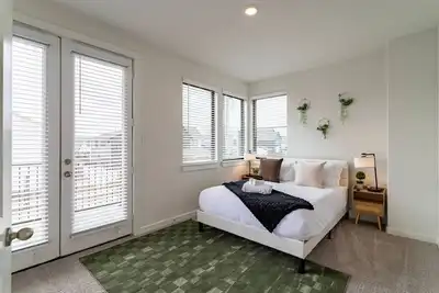 Image de Cozy 3br Richmond perfect for relaxation