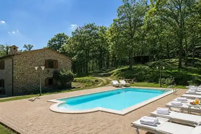 Image de Villa de vacances exclusive avec piscine privée entre les Marches et l'Ombrie