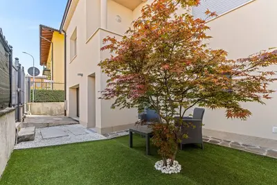 Image de 20m from Milan | Independent Villa with Parking Space