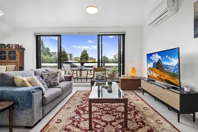 Image de Hébergement confortable avec 2 chambres et parking