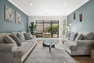 Image de Maison de 4 chambres avec jardin à Tarneit