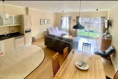 Image de 2 Bed Apartment-Large Sunny Terrace Early check-in