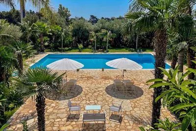 Image de Villa VerdeMare - Private Pool & Garden 350m from beach &Irminio Natural Reserve